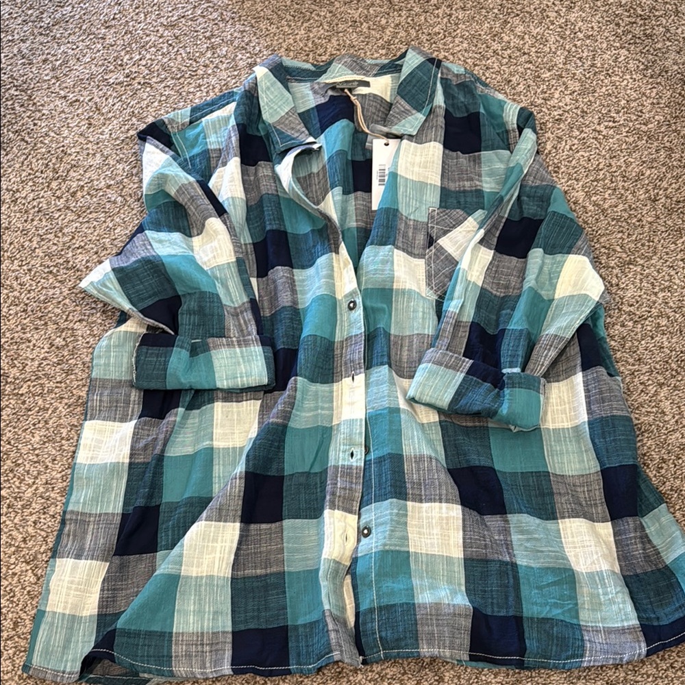 Women’s Blue plaid top